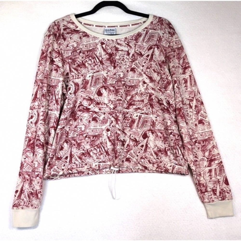Warner Bros. Cream and Red Graphic Sweatshirt